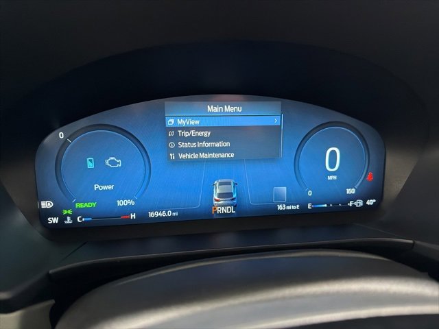 Used 2024 Ford Escape Platinum w/ Premium Technology Package image 20