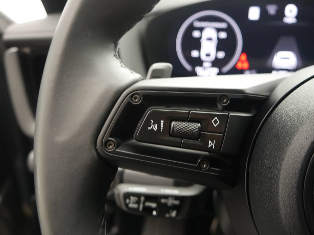 Certified 2026 Porsche Panamera 4 AWD/4WD image 37