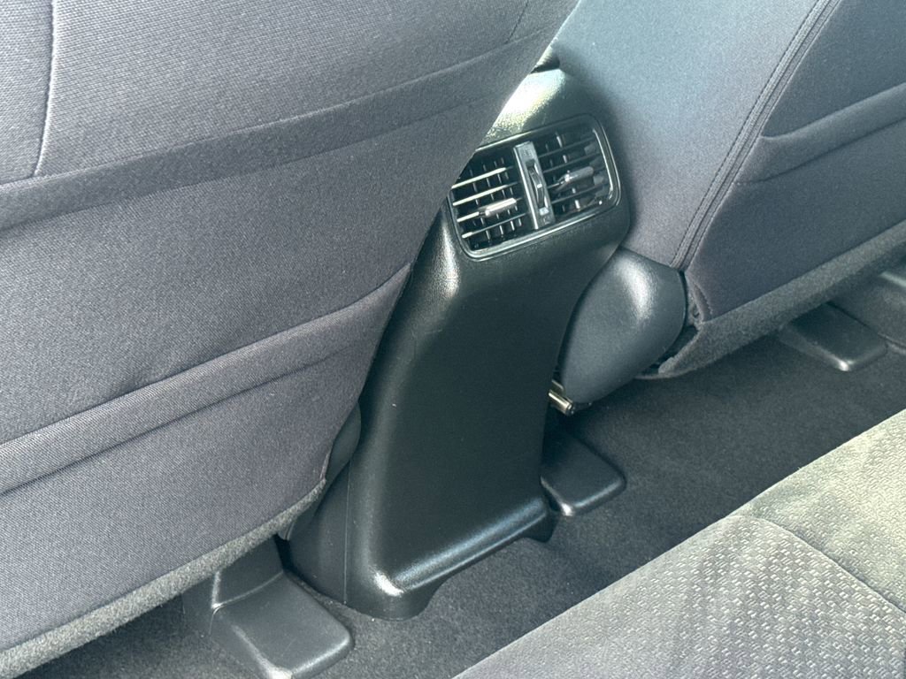 Used 2015 Honda CR-V EX image 38