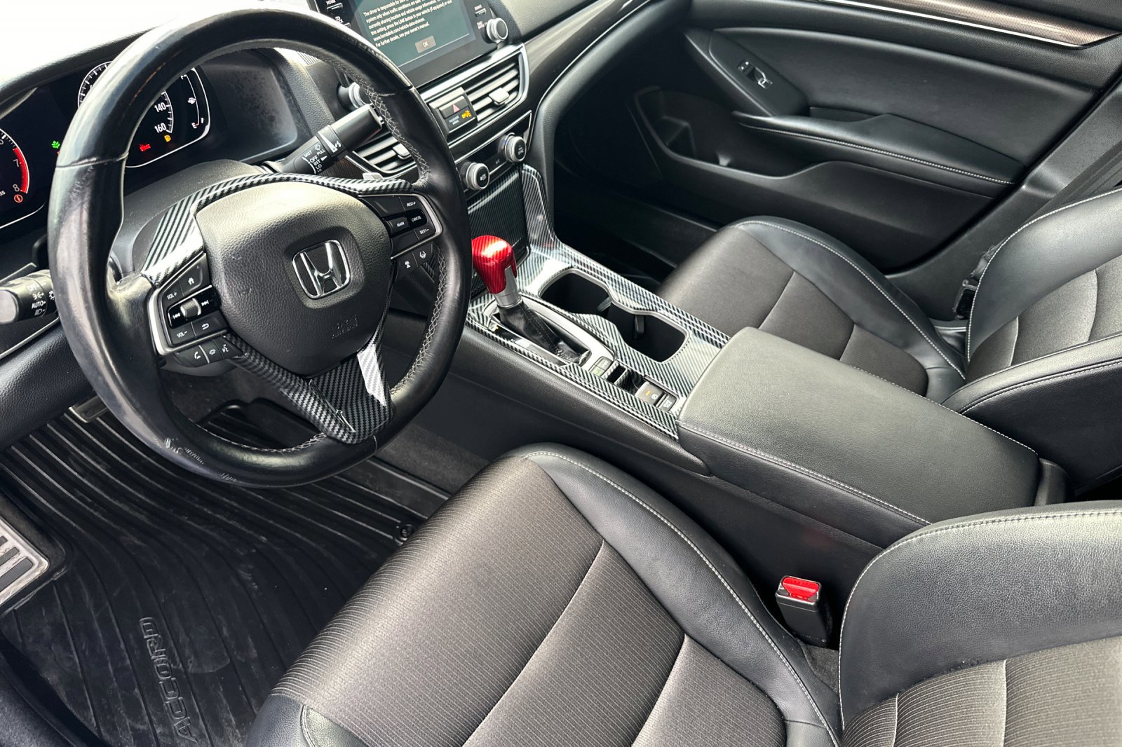 Used 2018 Honda Accord Sport image 11