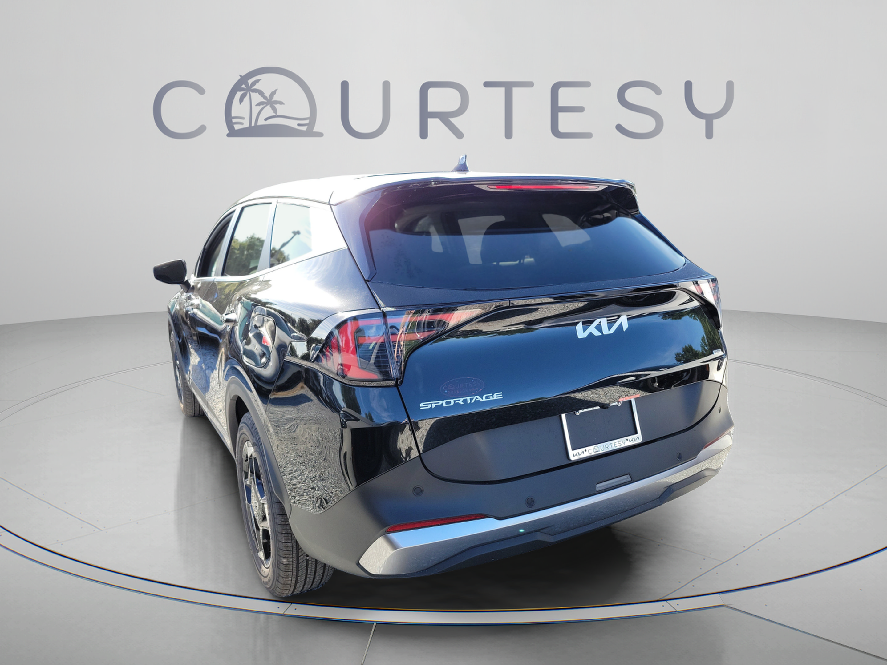 New 2027 Kia Sportage EX FWD image 2