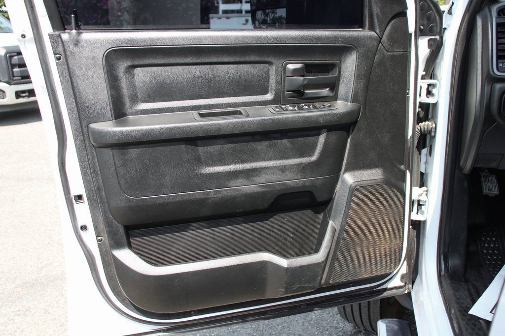 Used 2021 RAM 5500 Tradesman w/ Chrome Appearance Group image 16