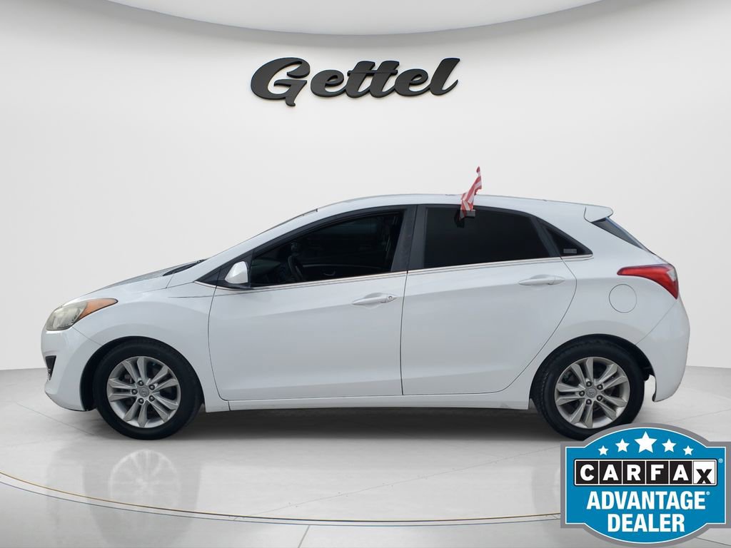 Used 2017 Hyundai Elantra GT image 7