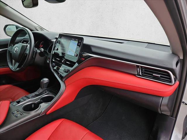 Used 2024 Toyota Camry XSE w/ Navigation Package image 24