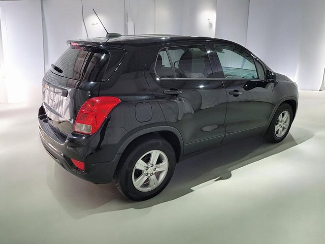 Used 2020 Chevrolet Trax LS w/ Tint and Cruise Package image 19