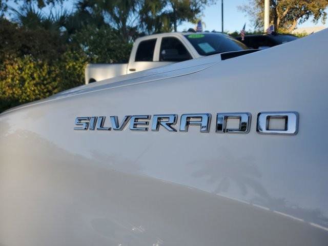 Used 2023 Chevrolet Silverado 1500 Custom image 10