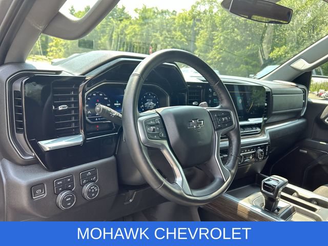 Used 2023 Chevrolet Silverado 1500 RST AWD/4WD image 10
