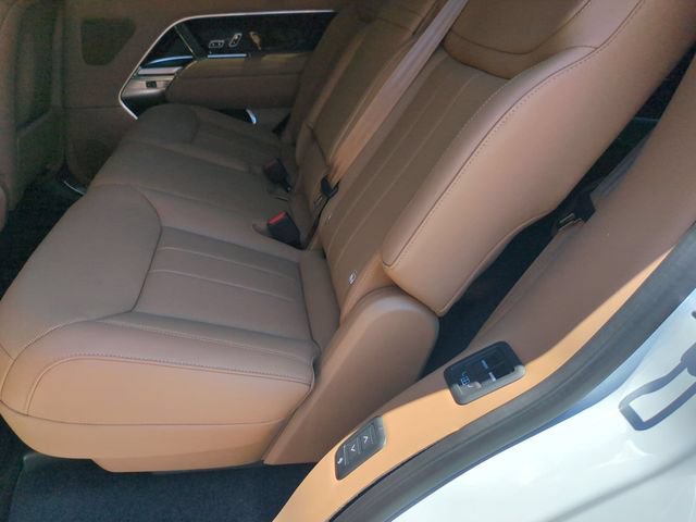 New 2026 Land Rover Range Rover Long Wheelbase SE AWD/4WD image 15