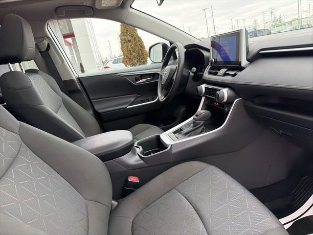 Certified 2023 Toyota RAV4 XLE image 31