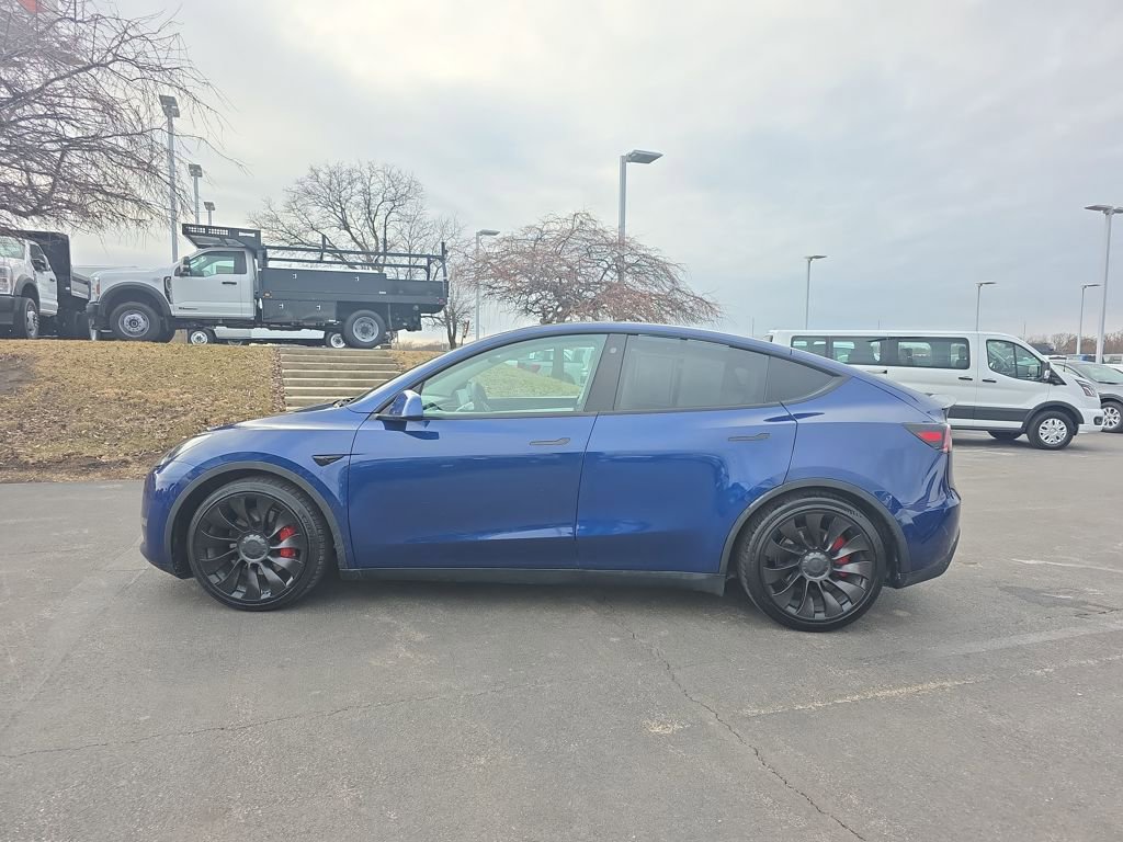 Used 2022 Tesla Model Y Performance image 4