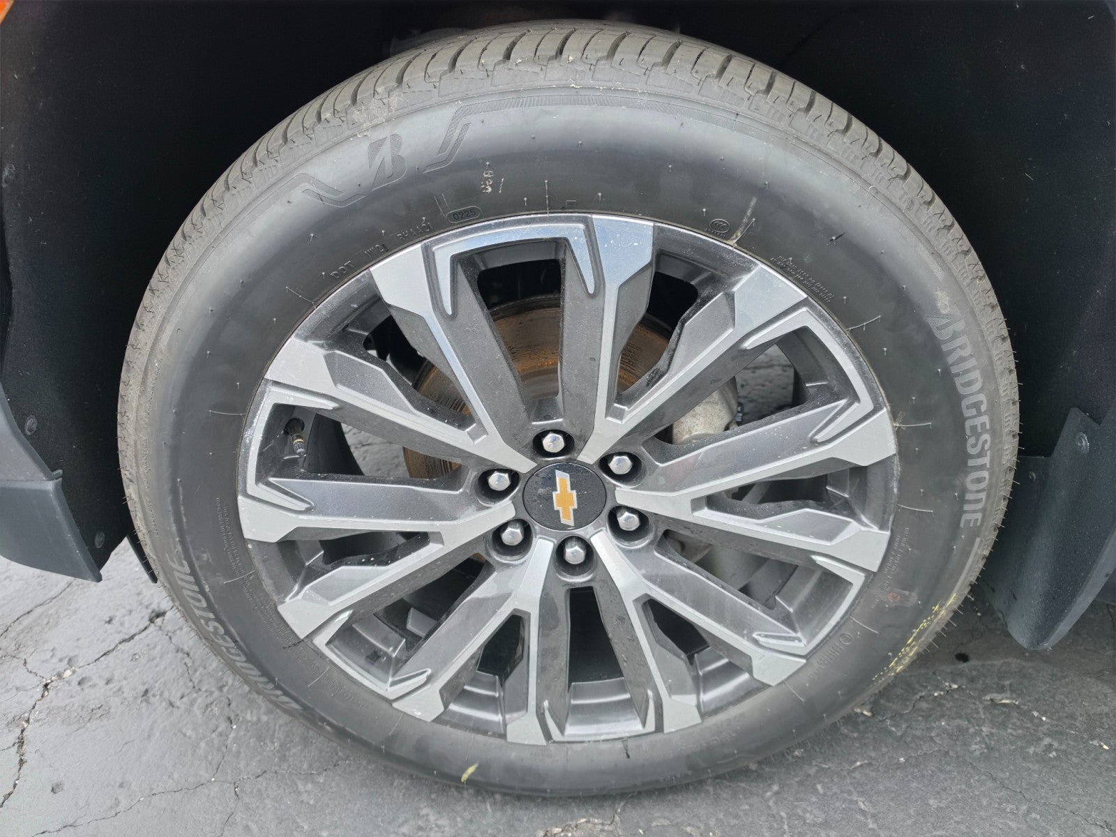 Used 2022 Chevrolet Tahoe LT w/ Luxury Package AWD/4WD image 10
