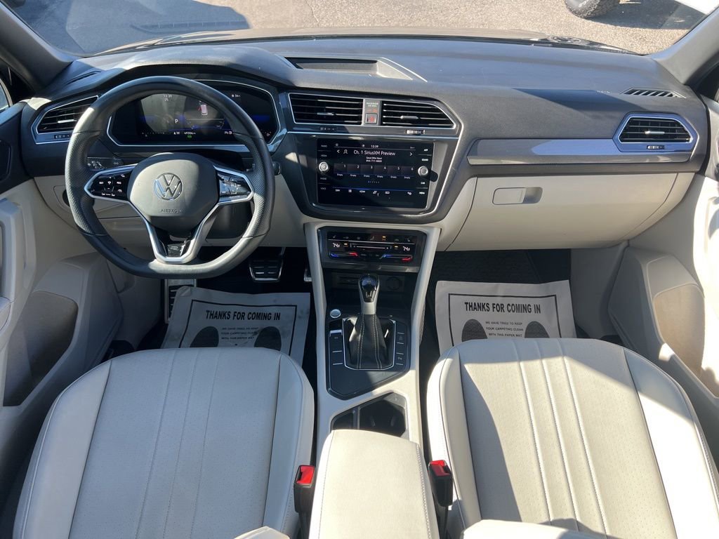 Used 2023 Volkswagen Tiguan SE R-Line image 26