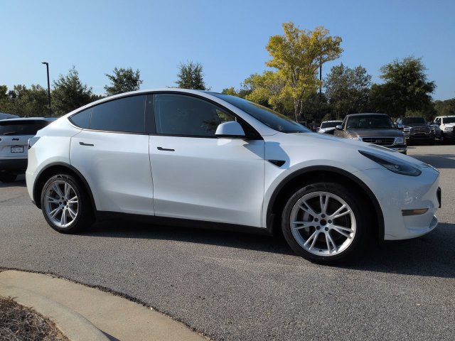 Used 2020 Tesla Model Y Long Range AWD/4WD image 2