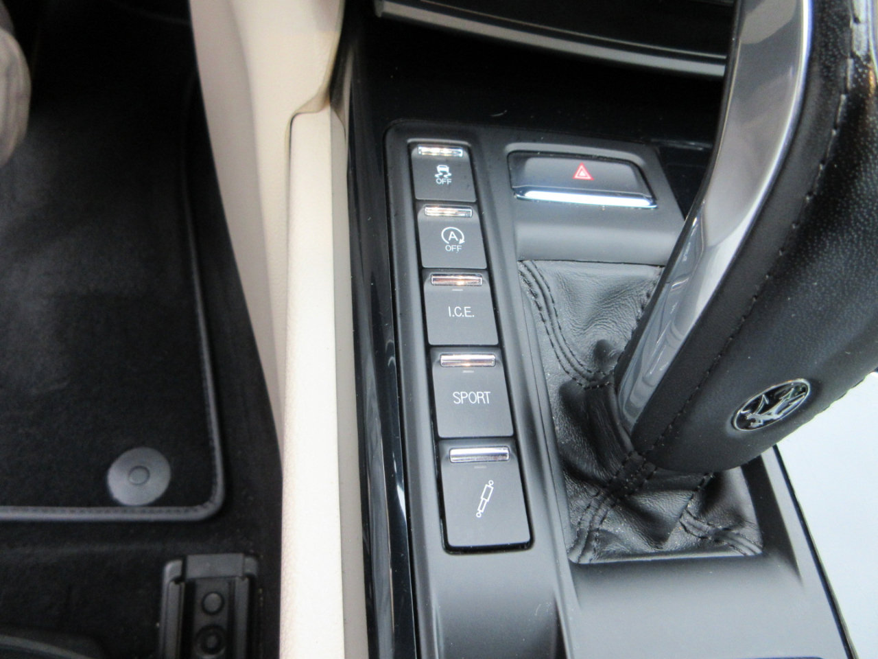 Used 2022 Maserati Quattroporte Modena image 46