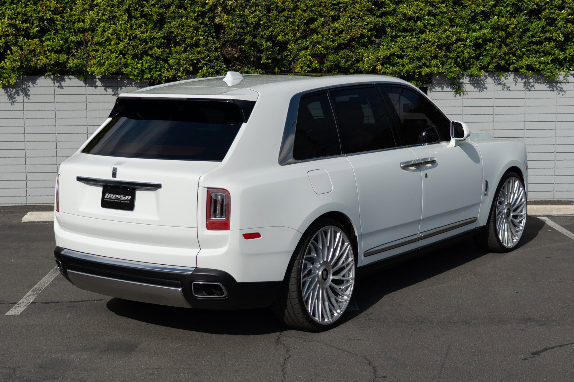 Used 2022 Rolls-Royce Cullinan image 31