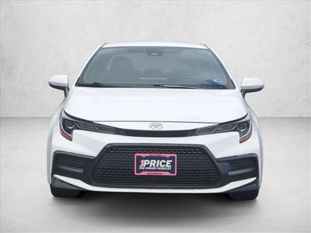 Used 2021 Toyota Corolla SE FWD image 2