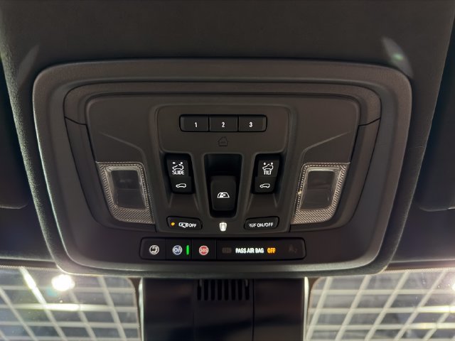 Used 2025 GMC Sierra 1500 Denali Ultimate AWD/4WD image 27