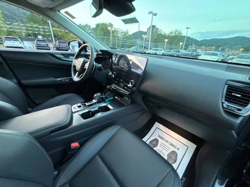 Used 2025 Lexus NX 350 AWD w/ Accessory Package (2T) image 19