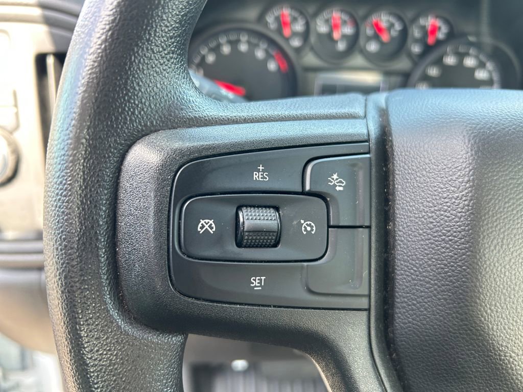 Used 2025 Chevrolet Silverado 1500 W/T RWD image 17