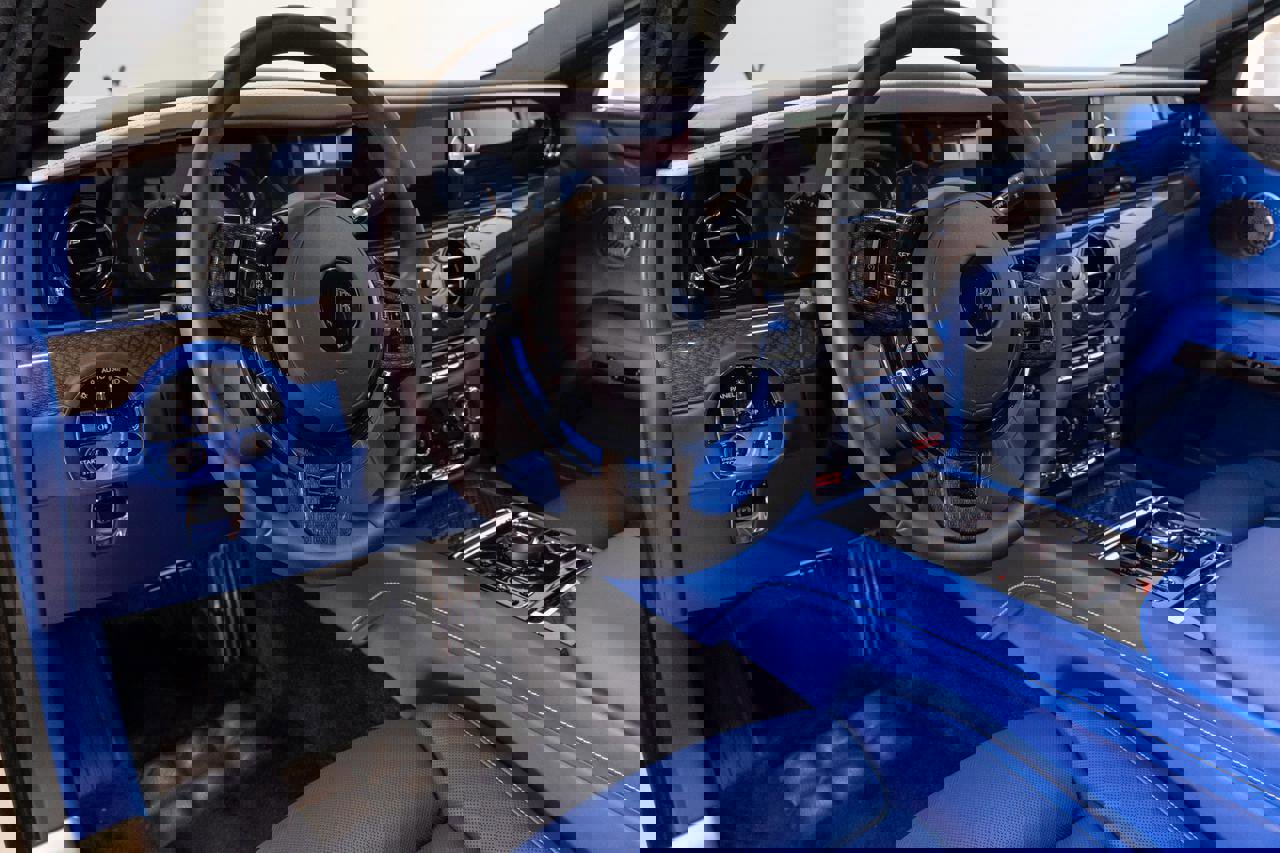 Used 2022 Rolls-Royce Ghost Black Badge image 2