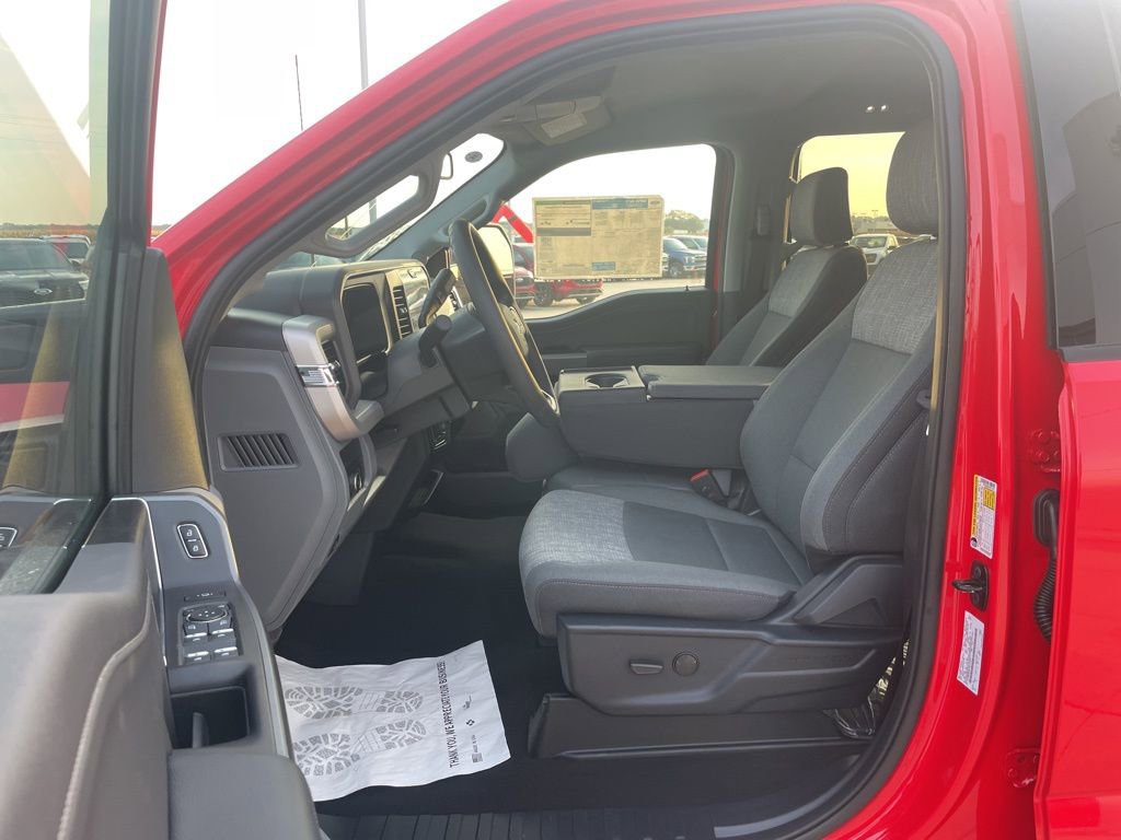 New 2026 Ford F250 XLT w/ XLT Premium Package image 14