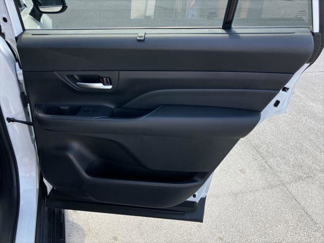 Certified 2024 Toyota Grand Highlander AWD image 35
