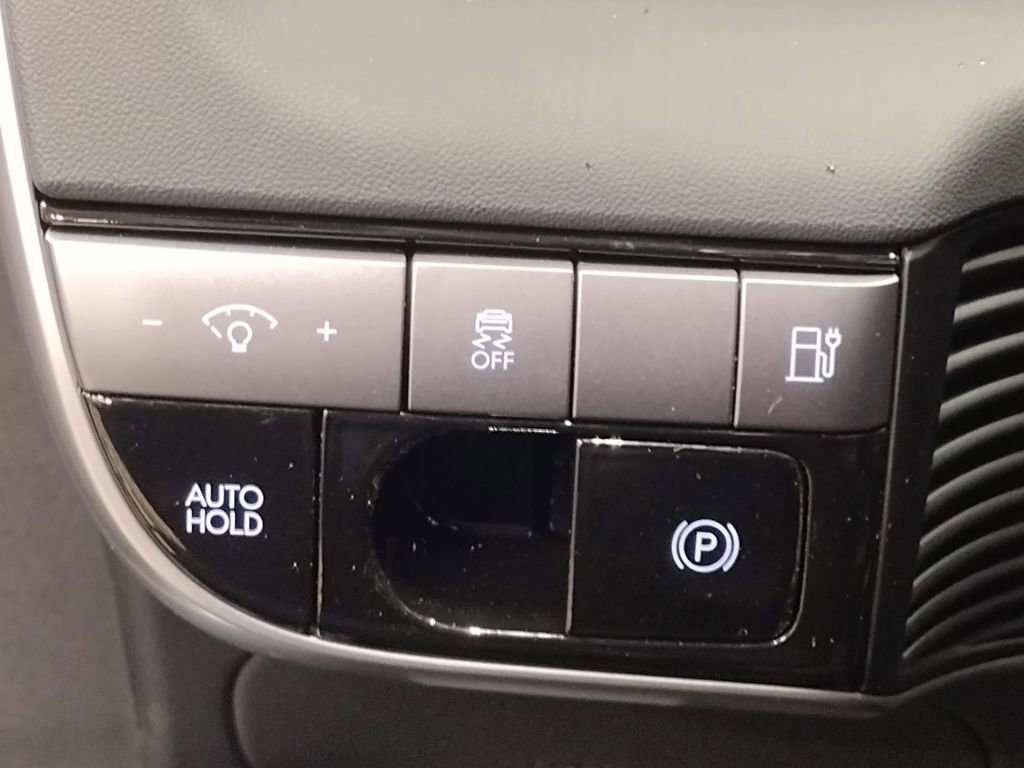 New 2026 Hyundai Ioniq 5 SE image 22