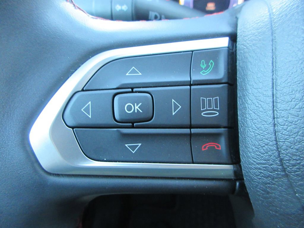 Used 2022 Jeep Compass Trailhawk w/ Trailhawk Elite Group image 27