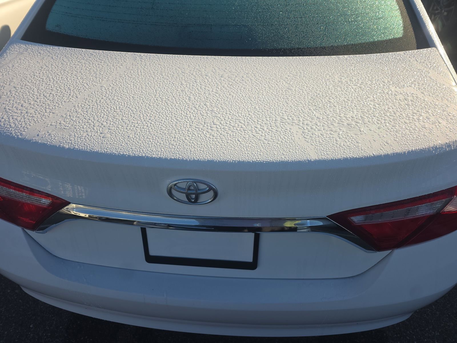 Used 2015 Toyota Camry XLE image 16