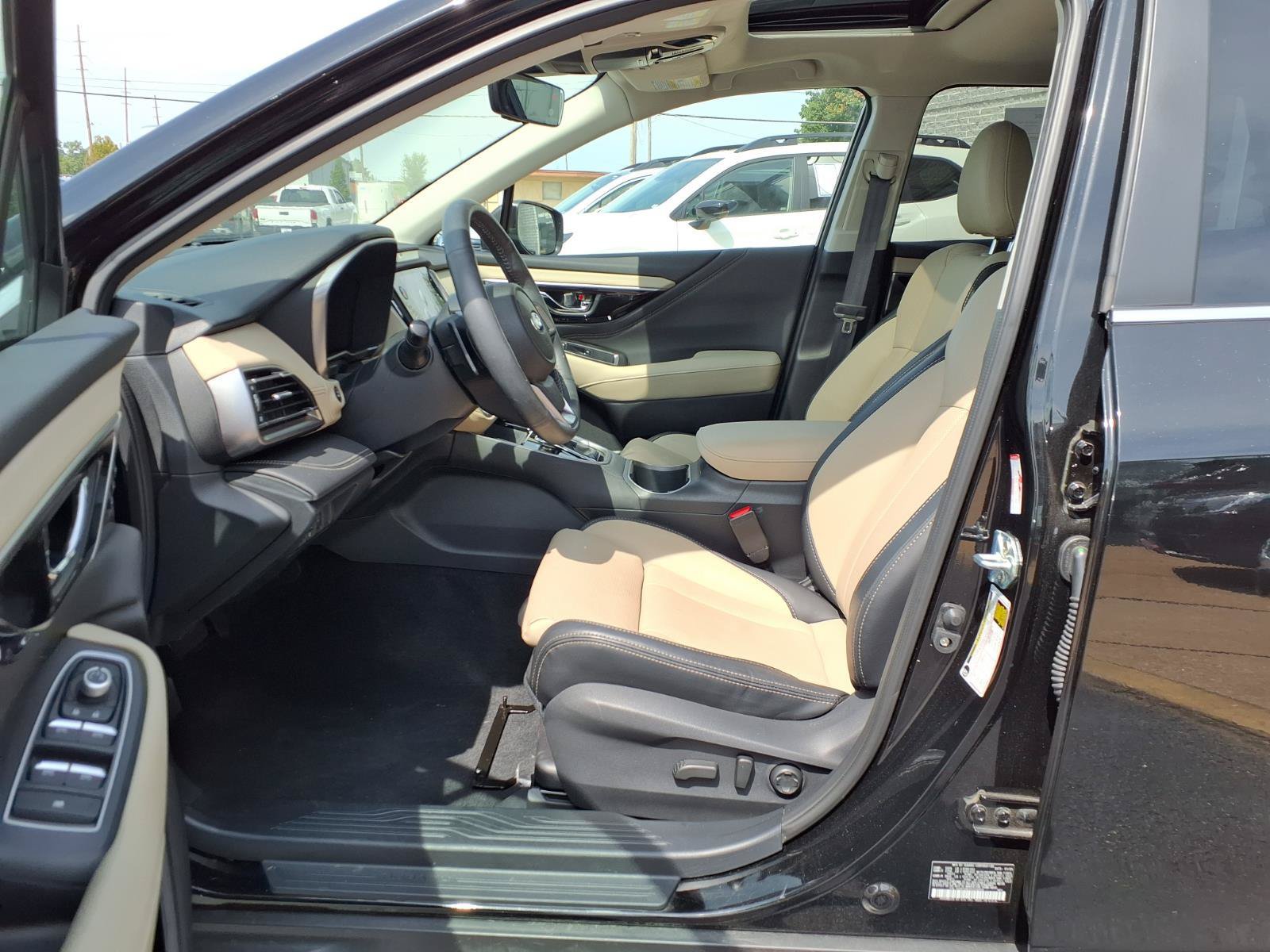 Used 2025 Subaru Outback Limited XT AWD/4WD image 19