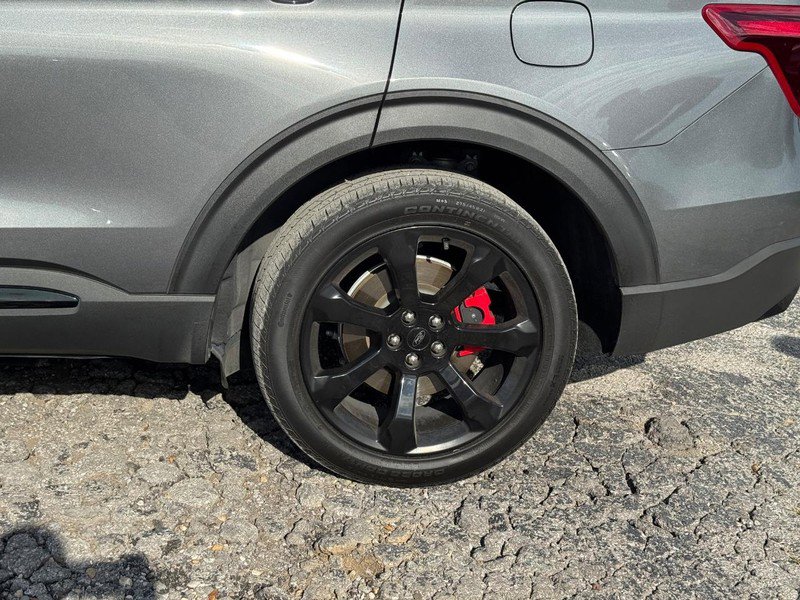 Used 2023 Ford Explorer ST w/ Equipment Group 401A image 11