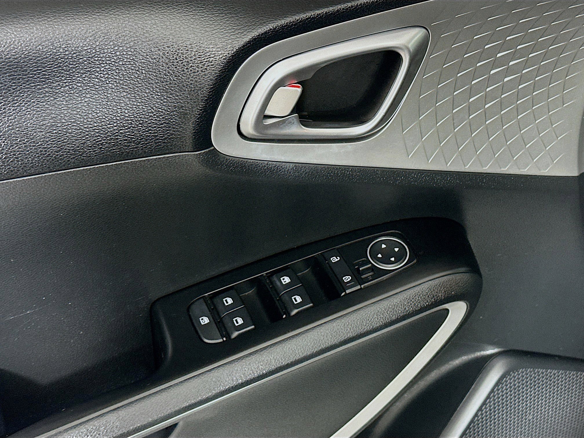 Used 2024 Kia Soul LX image 15