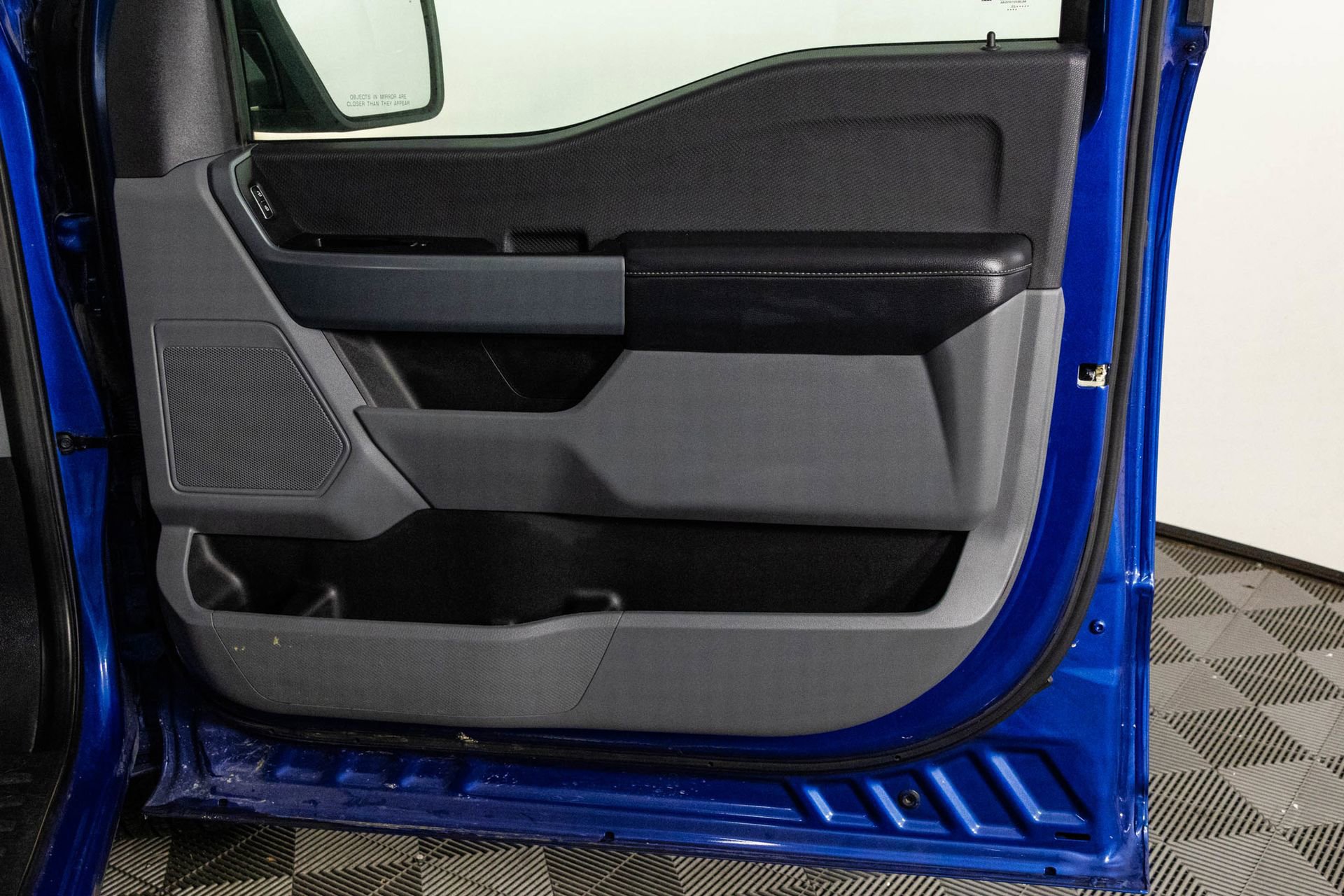 Used 2023 Ford F150 XLT image 40