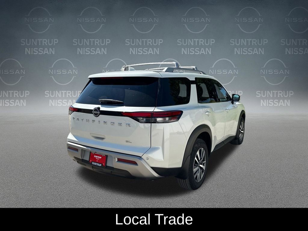 Used 2024 Nissan Pathfinder SL FWD image 7
