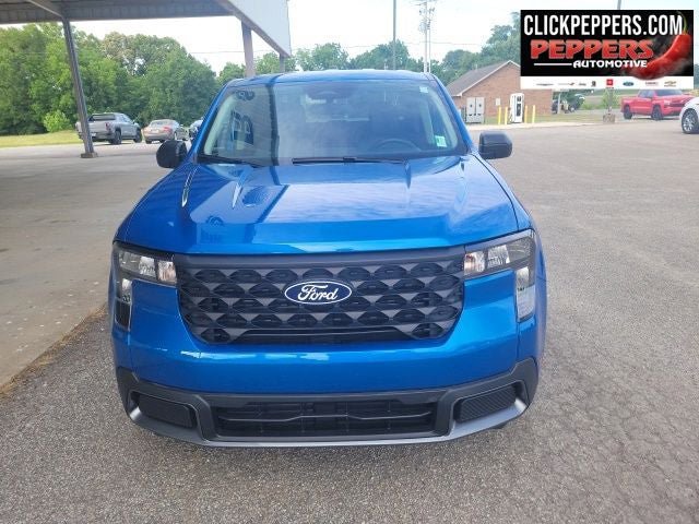 Used 2025 Ford Maverick XLT w/ Equipment Group 302A AWD/4WD image 9