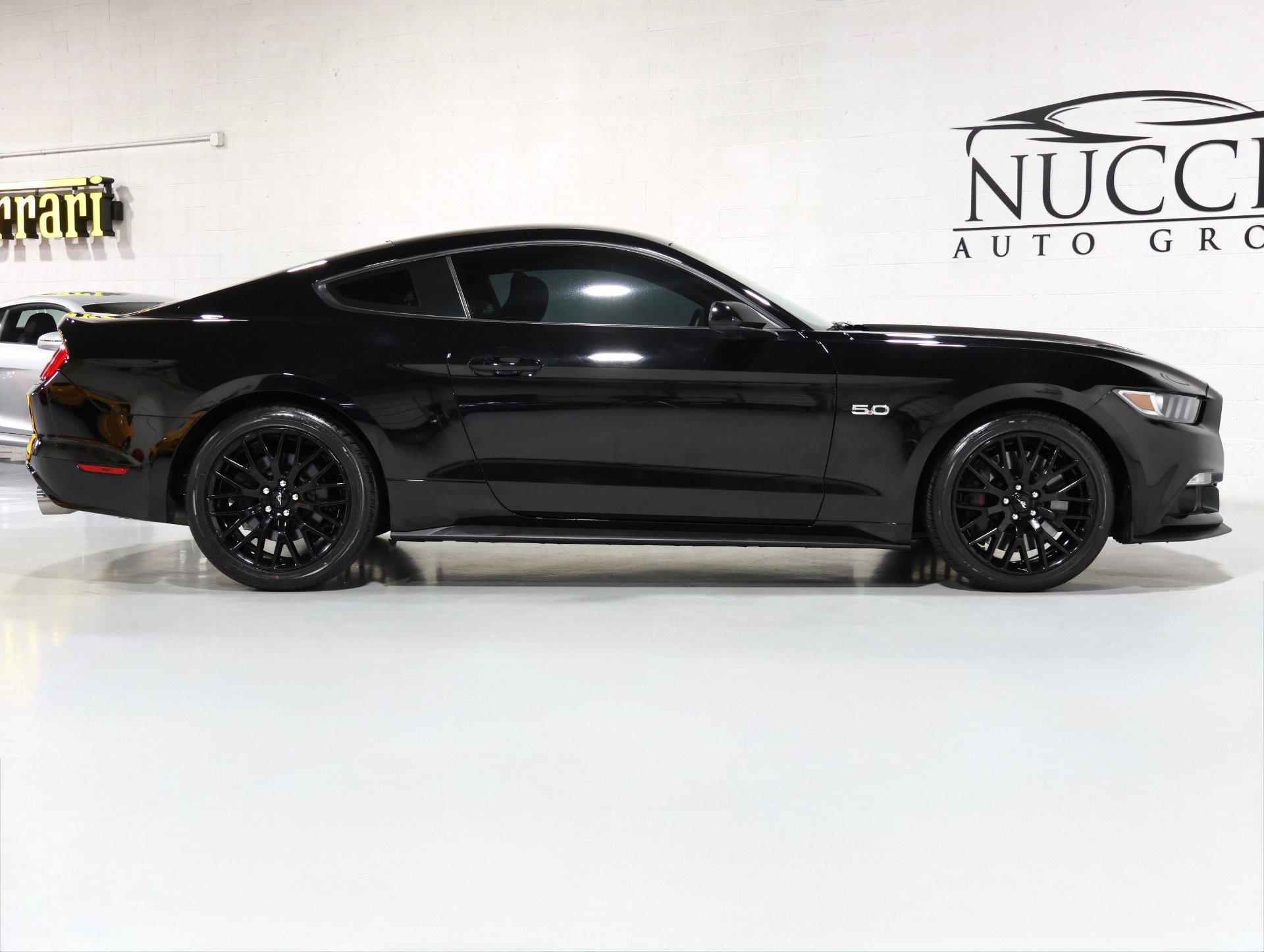 Used 2016 Ford Mustang GT w/ GT Performance Package RWD image 13