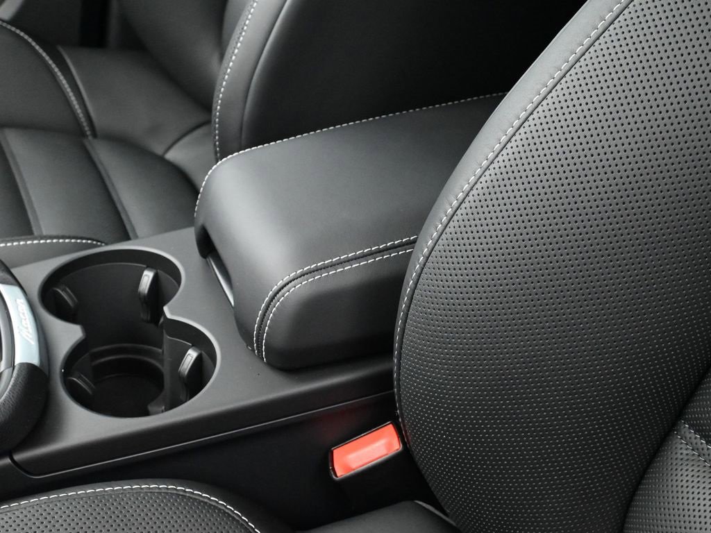 Certified 2026 Porsche Macan S image 21