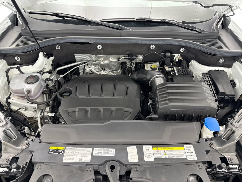 Used 2024 Volkswagen Atlas Cross Sport SE FWD image 27