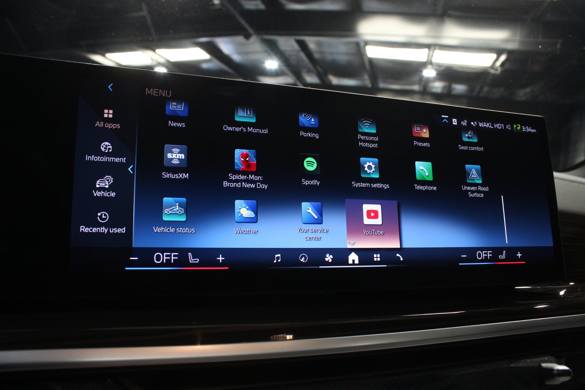 Used 2024 BMW X5 sDrive40i w/ Premium Package RWD image 66