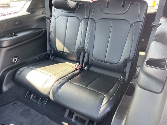 Used 2025 Jeep Grand Cherokee L Limited AWD/4WD image 21
