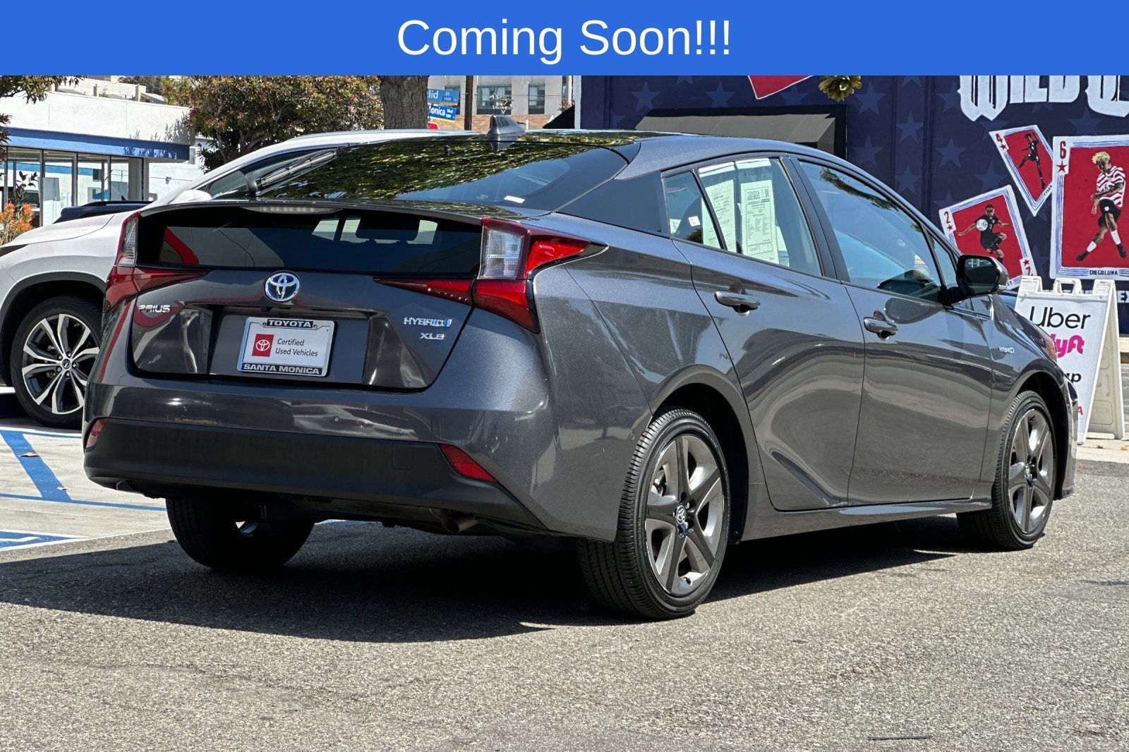 Used 2020 Toyota Prius XLE FWD image 4