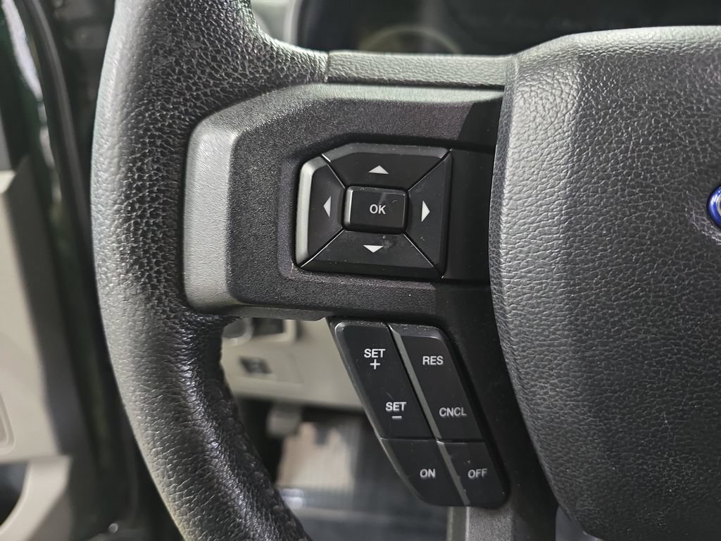 Used 2015 Ford F150 XLT w/ Equipment Group 302A Luxury AWD/4WD image 16