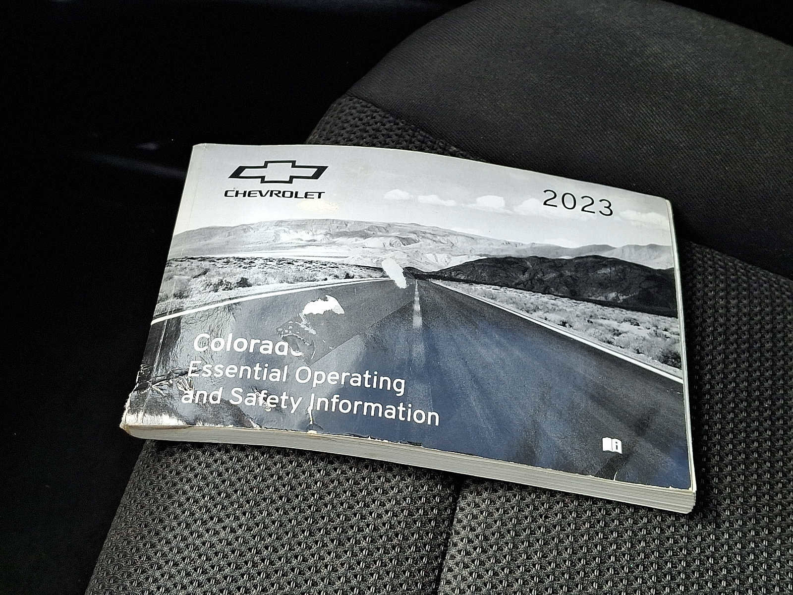 Used 2023 Chevrolet Colorado LT w/ LT Convenience Package image 23