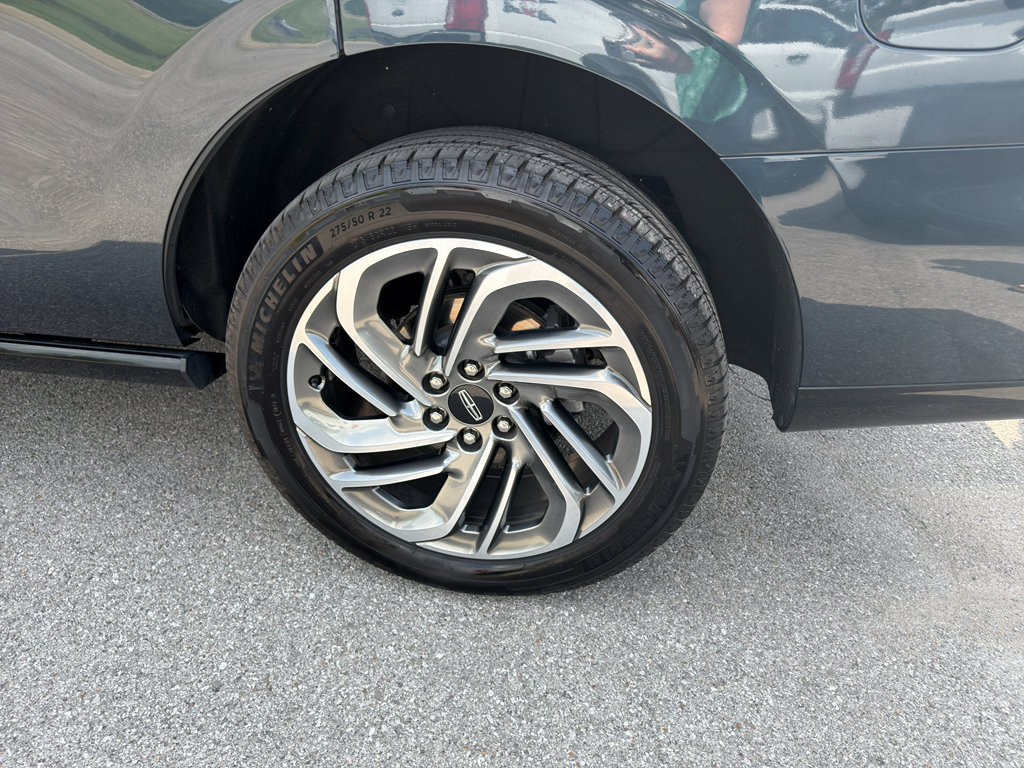 Used 2025 Lincoln Navigator Reserve AWD/4WD image 34