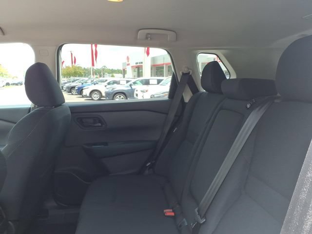 Used 2026 Nissan Rogue S AWD/4WD image 7