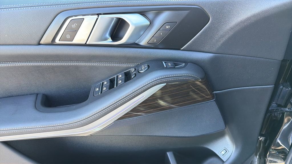 Certified 2023 BMW X5 xDrive45e w/ Parking Assistance Package image 8