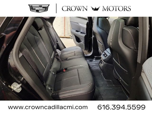 Used 2025 Cadillac Optiq Luxury 2 w/ LPO, Floor Liner Package AWD/4WD image 30