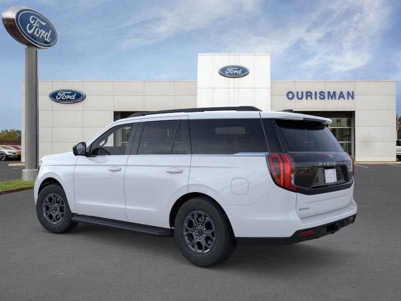 New 2026 Ford Expedition Active image 5