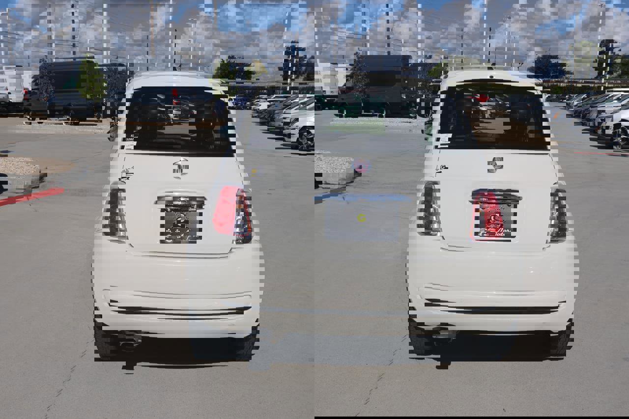 Used 2015 FIAT 500 Pop image 4