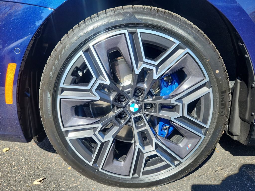 New 2026 BMW 540i xDrive w/ M Sport Package image 11